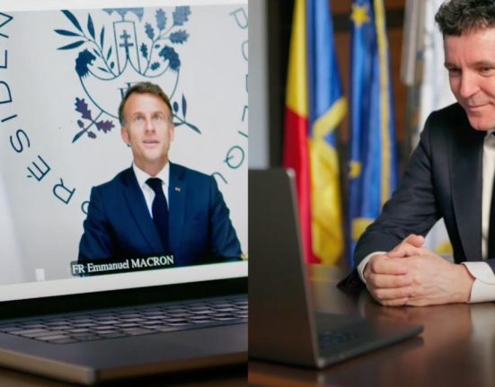 Macron isi arata sprijinul pentru Nicusor Dan