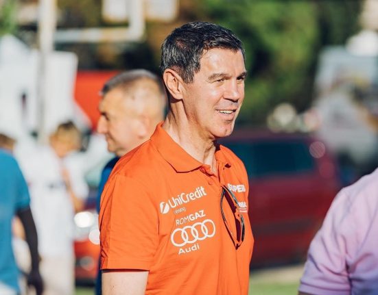 Mihai Leu externat Sunt acasa gandurile la curse
