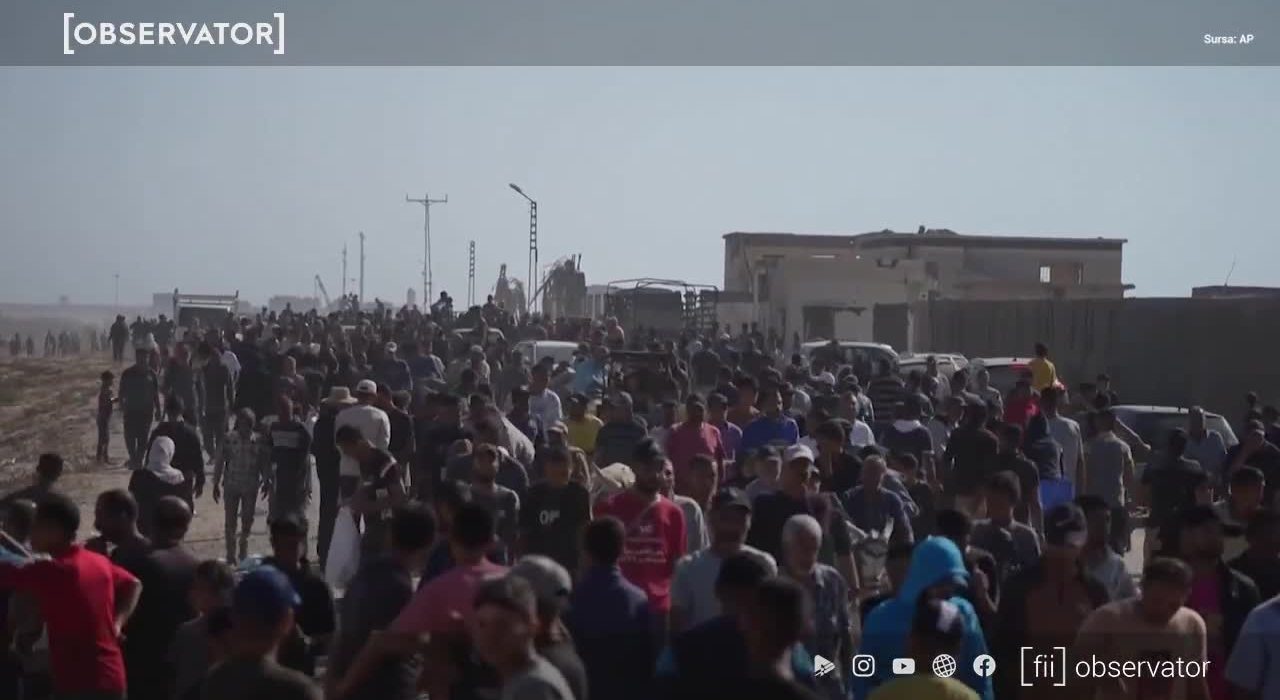 Mii de palestinieni disperati s au napustit dupa mancare in Gaza