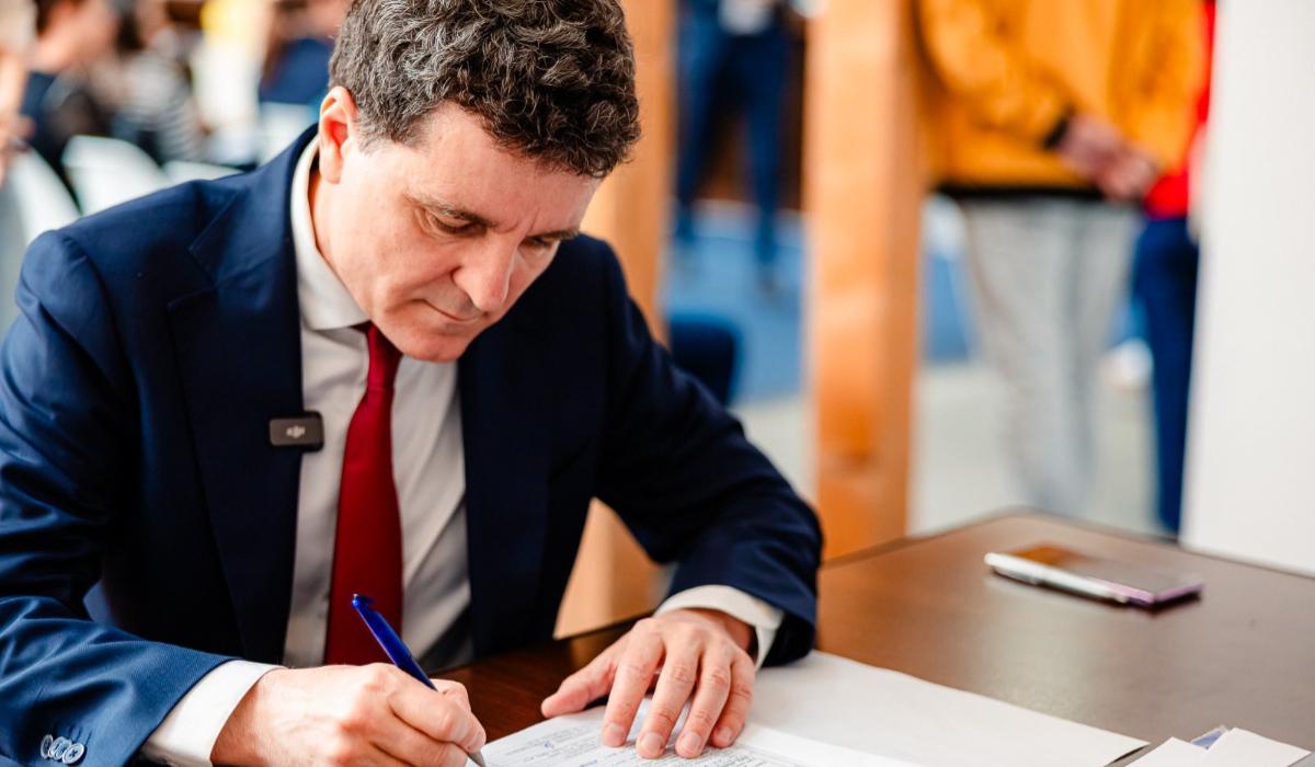 Nicusor Dan Vreau sa particip la dezbaterea PUZ Bucuresti