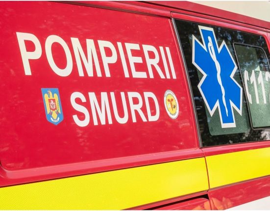 O caruta cu 4 copii sa rasturnat in Constanta Fata de 16 ani inconstienta