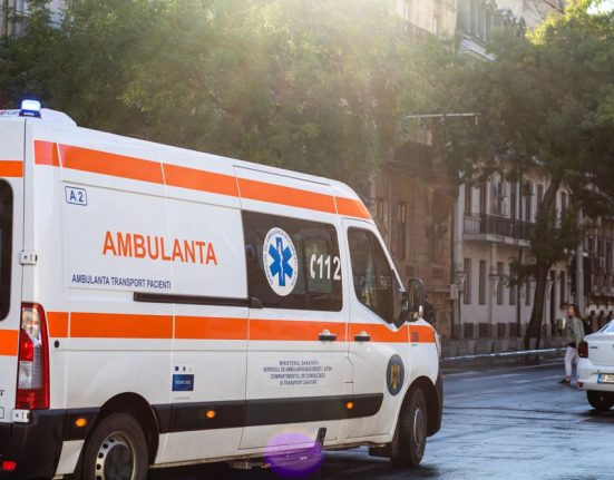 O tanara din Botosani salvata de un medic aflat printre urmaritorii live ului sau pe TikTok