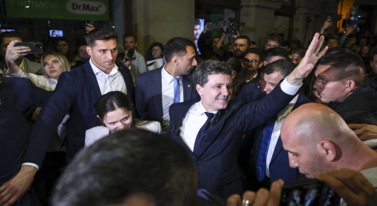 PSD vrea sa voteze Guvernul Bolojan dar ramane in opozitie