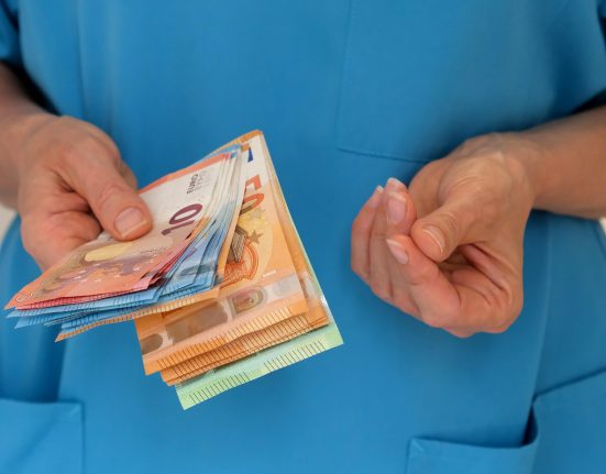 Pedeapsa pentru ginecologul din Petrosani spagar