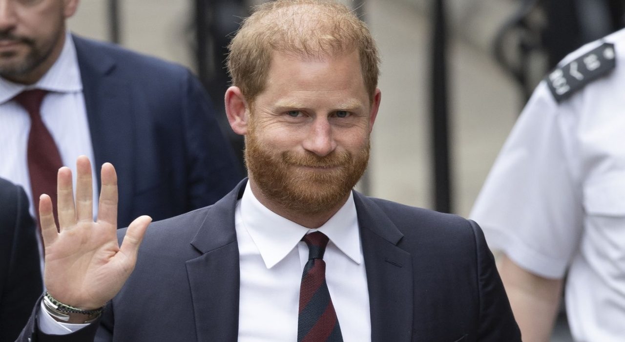 Printul Harry doreste impacarea cu Regele Charles Tatal meu nu mai are mult de trait nu mai are rost sa ne certam
