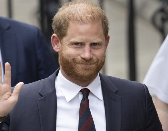 Printul Harry doreste impacarea cu Regele Charles Tatal meu nu mai are mult de trait nu mai are rost sa ne certam