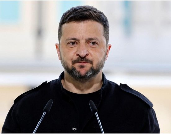 Raspunsul lui Zelenski la propunerea negocierilor cere armistitiu