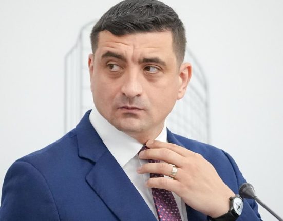 Simion face declaratii halucinante dupa scandalul din Franta