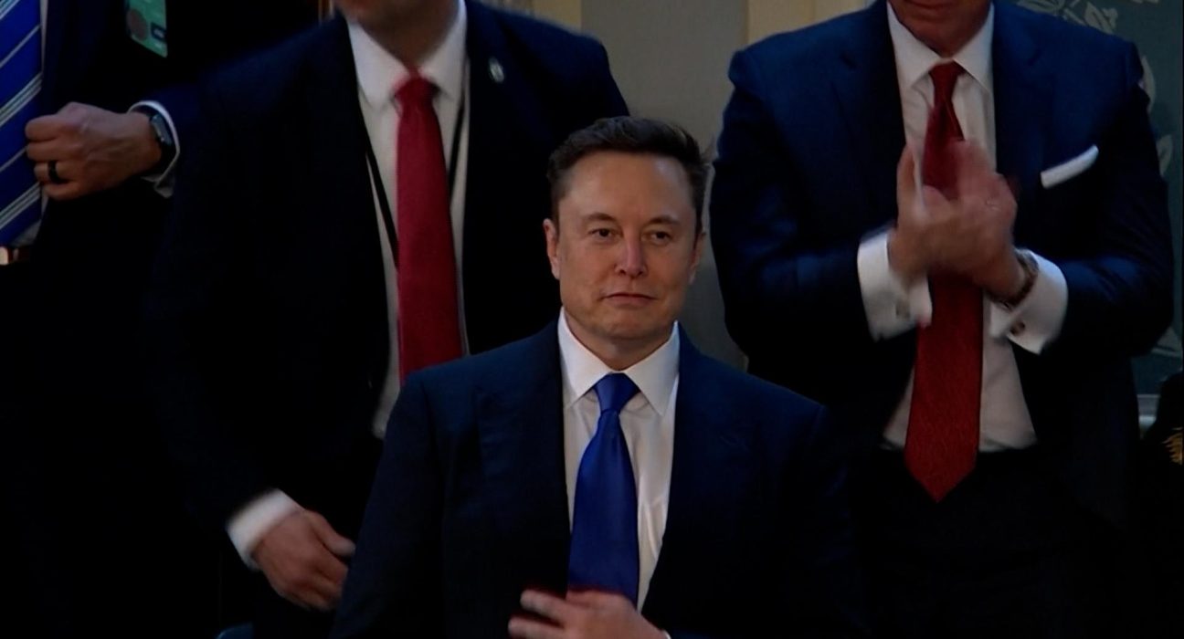 UE i a oferit lui Musk sute de milioane euro desi acuza Europa de cenzura