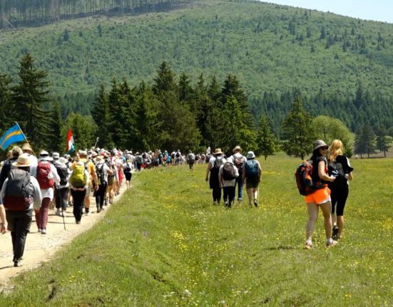 A inceput cel mai mare pelerinaj catolic din sud estul Europei