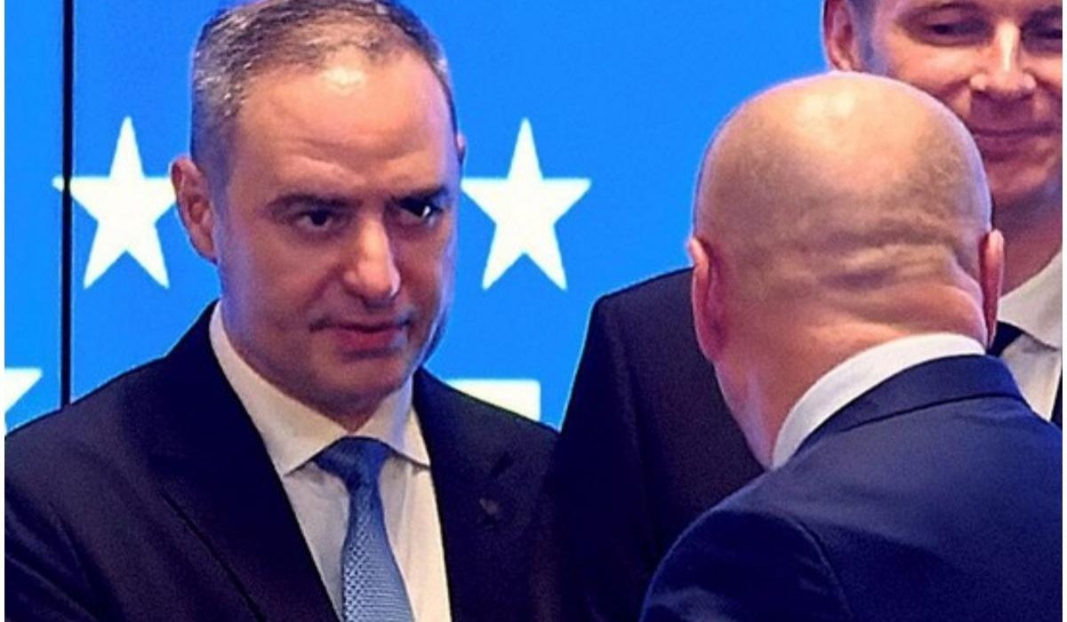 Categoria junk cel mai mare pericol pentru Romania
