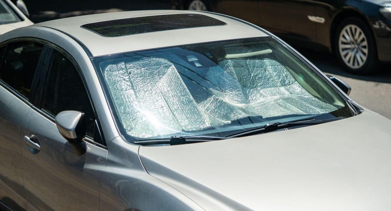 Copil de 2 ani din Franta mort in masina la caldura