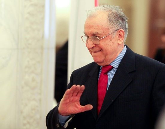 Ion Iliescu ramane la Terapie Intensiva starea este stationara