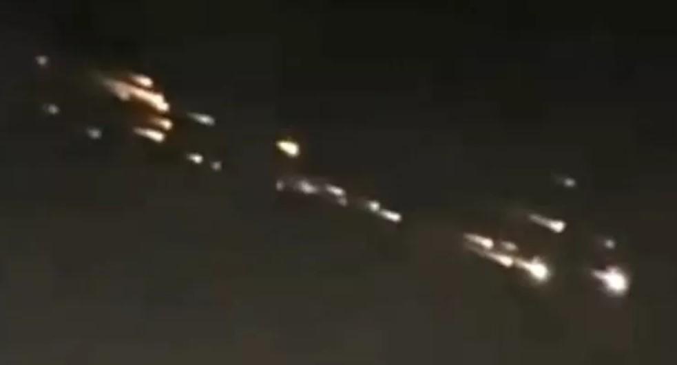 Lumini misterioase in cerul Kazahstanului confundate cu o racheta