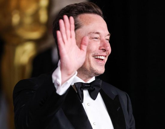 Musk a sters postarea privind Trump si Epstein