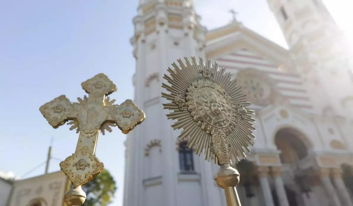 Patriarhia Romana reactie vehementa dupa uciderea unei femei