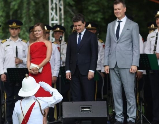Petrecerea de ziua regelui Charles