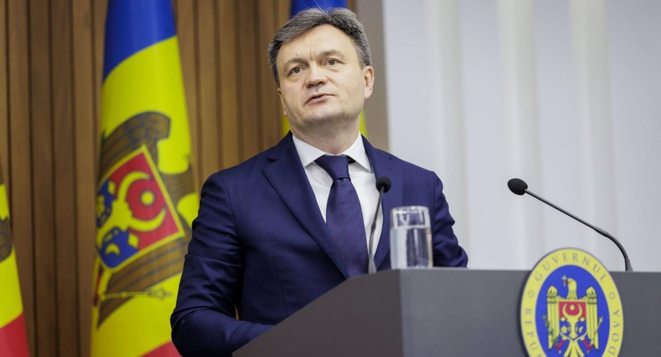 Rusia intentioneaza sa trimita 10000 soldati in Transnistria