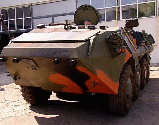 Statul incearca sa reporneasca fabricile de armament Ce blindate se construiesc in Romania