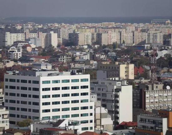 Aproape 700 de imobile din Capitala fara apa calda