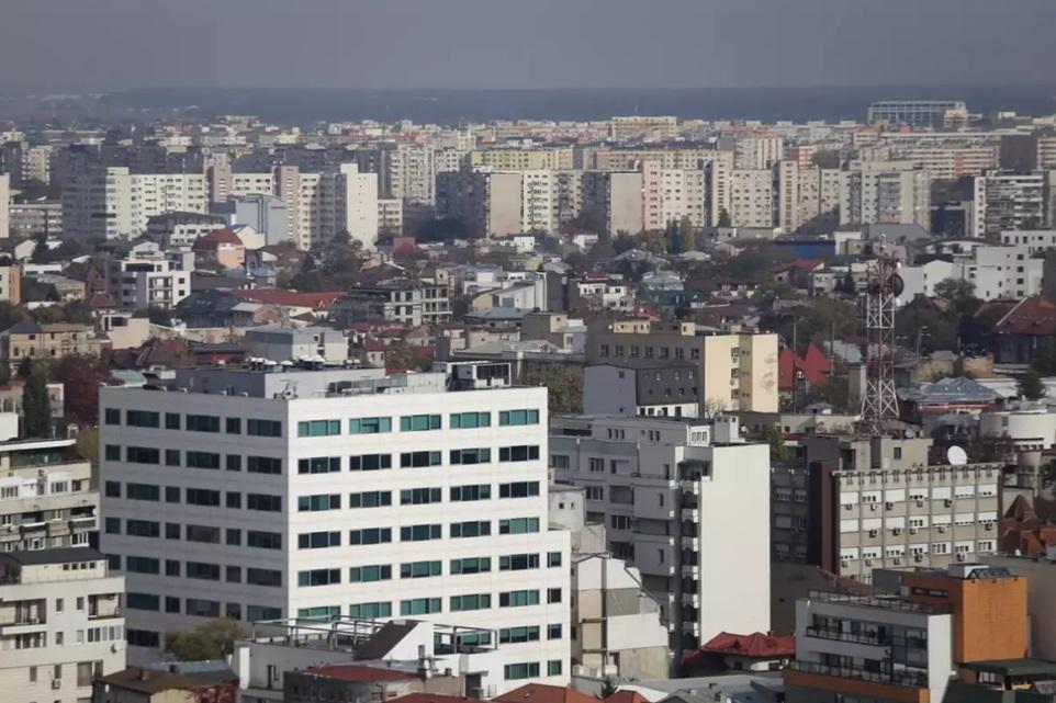 Aproape 700 de imobile din Capitala fara apa calda