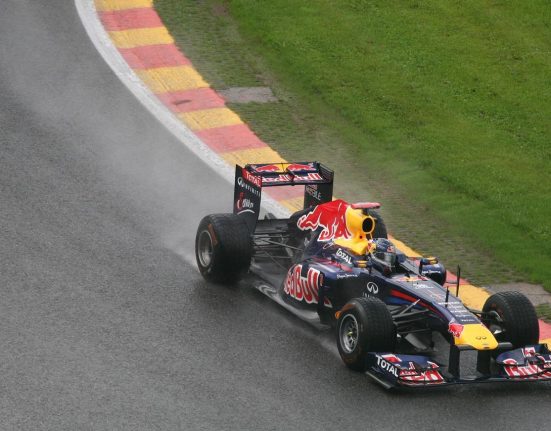 Atacul lui Verstappen acasa si haos in mijloc rezumat GP Austria