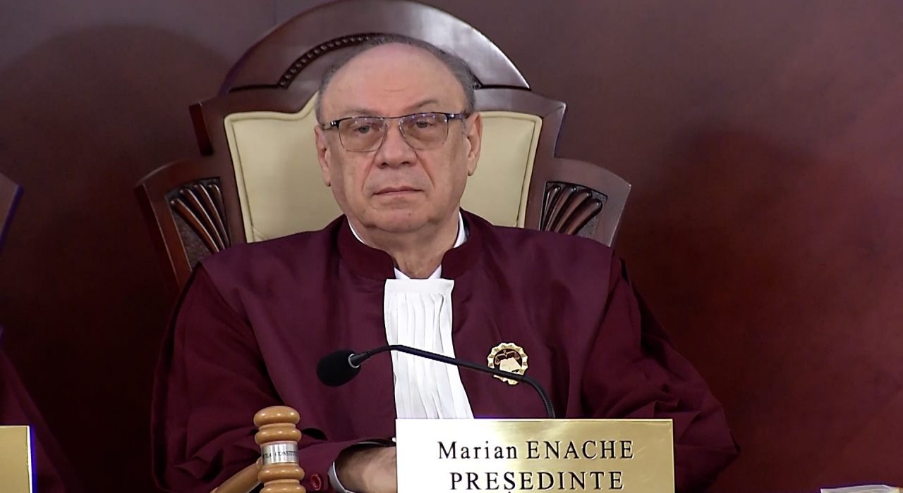 CCR vrea prime de peste 100000 euro pentru 3 judecatori