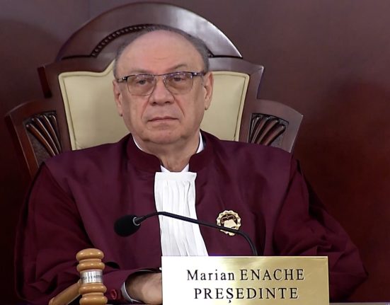 CCR vrea prime de peste 100000 euro pentru 3 judecatori