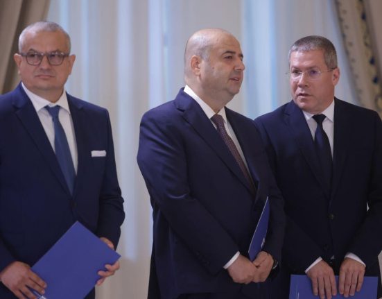 Cei trei noi judecatori constitutionali au depus juramantul