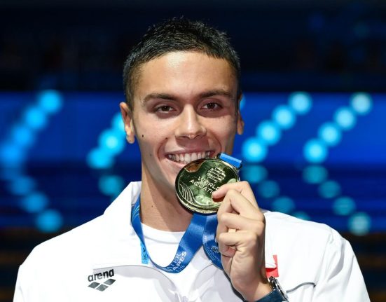 David Popovici campion mondial la 100 metri liber
