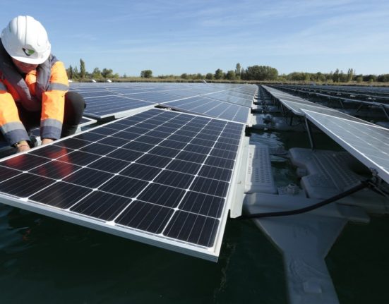 Europa renunta la carbine soarele domina energia electrica in UE