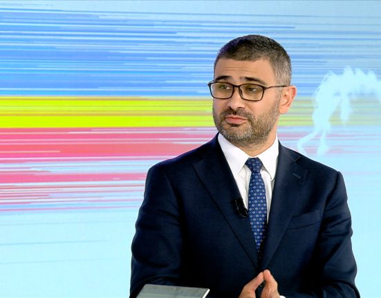 Guvernul vizeaza medicii care emit certificate false de handicap