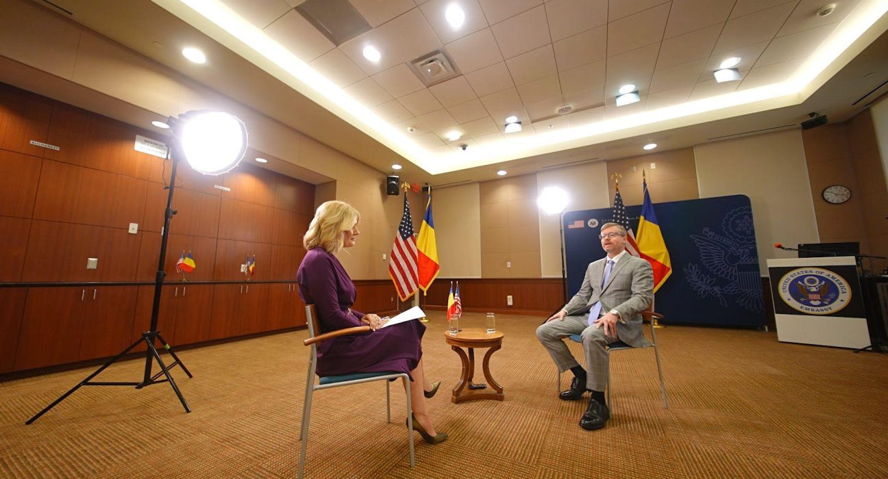 Interviu exclusiv cu Michael Dickerson nsarcinat cu afaceri al Ambasadei SUA