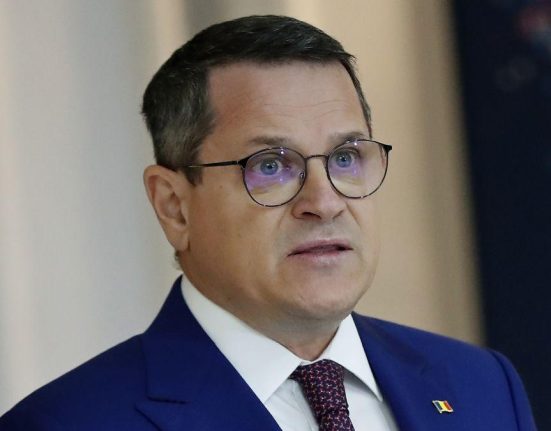 Mesajul lui Eduard Hellvig pentru Guvernul Bolojan Romania e formata din oameni reali