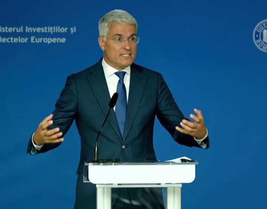 Ministrul Pislaru acuzat de taierea fondurilor pentru Autostrada Moldovei
