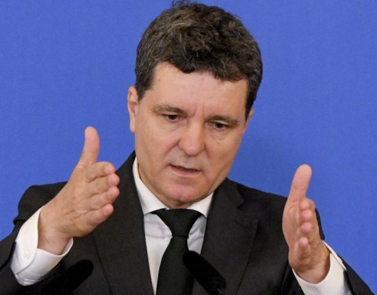 Nicuser Dan Rusia desfasoara agresiuni cibernetice in Romania