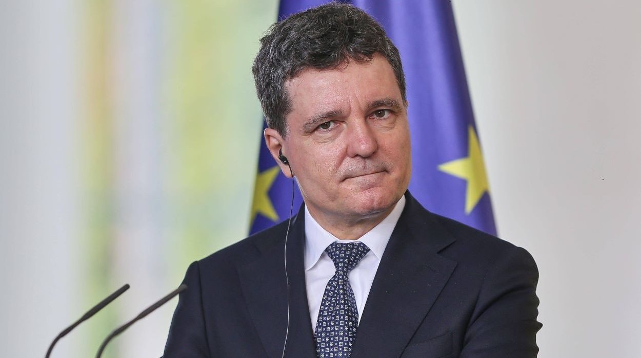 Nicusor Dan despre influenta Rusiei in alegeri O retea online s a construit