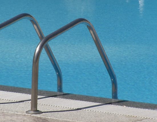 Piscinele pericol ascuns vara micoze otita infectii
