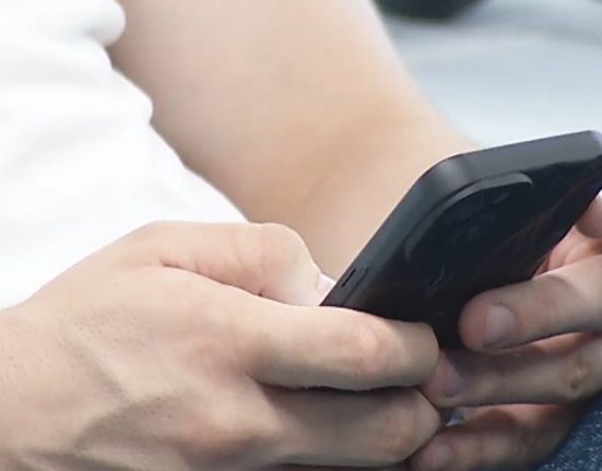 Scut impotriva inselatoriilor telefonice numerele fixe blocate
