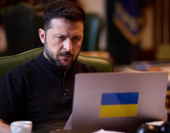 Zelenski cere rasturnarea regimului Putin si confiscarea averiilor rusesti