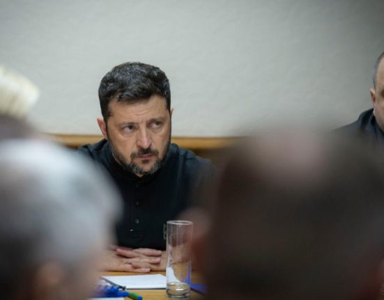 Zelenski solicta mai multa presiune pe Rusia acum