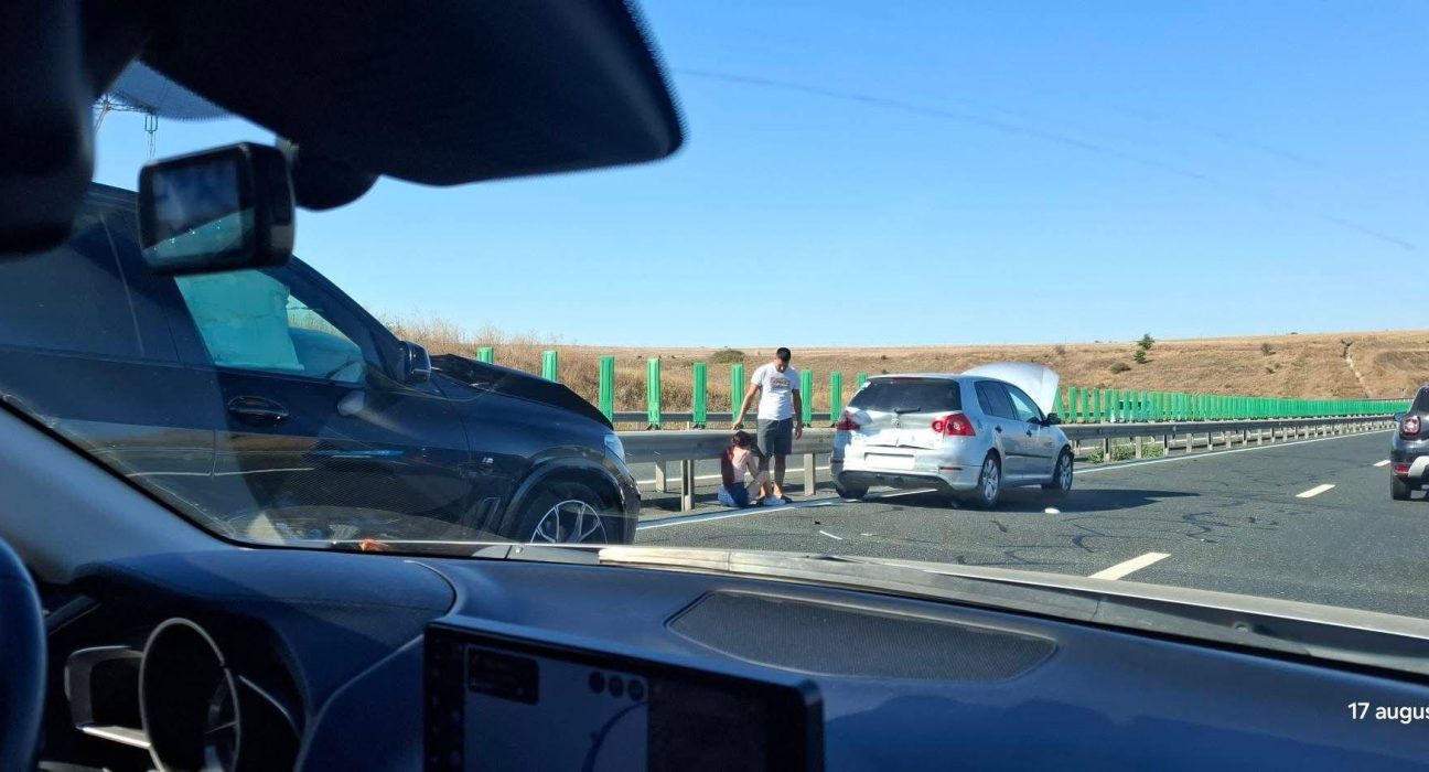 Accident pe A2 trafic ingreunat spre Bucuresti timp de o ora
