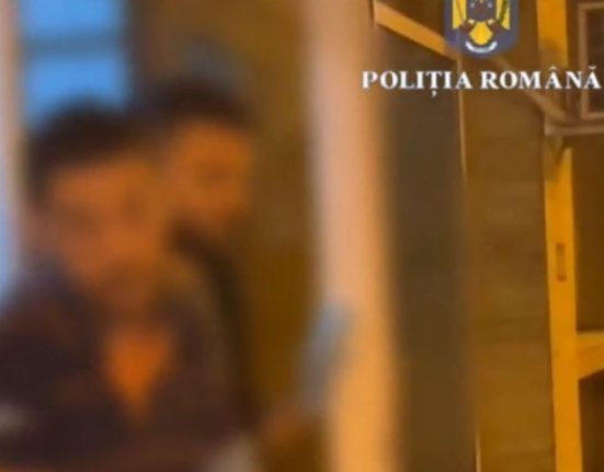 Cine este barbatul care a injunghiat o femeie