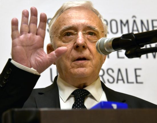 Isarescu avertizeaza deficitul va depassing 7