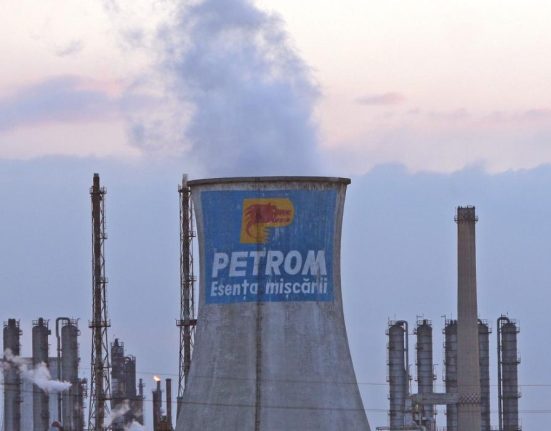 OMV Petrom solocita stocuri de urgenta din cauza contaminarii titeiului Reactia Ministerului