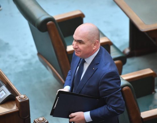 Pachetul 2 de masuri de austeritate va fi impartit in 6 legi
