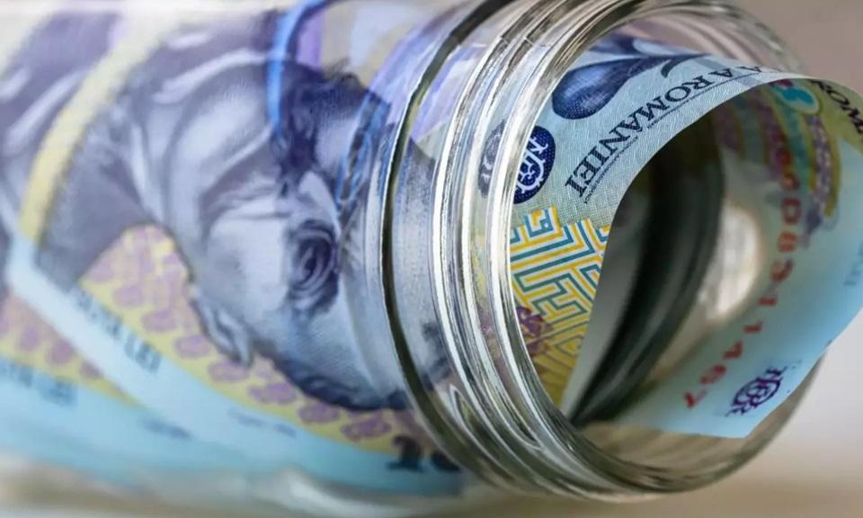 ROBOR la trei luni a scazut mari la 6 60