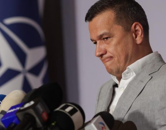 Scandalul Funeraliile lui Iliescu continua Grindeanu convoca sedinta pentru PSD