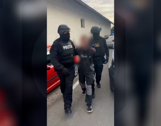 Un barbat a evadat din psihiatrie ca sa ucida o tanara