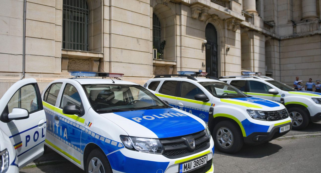 Zeci de soferi amendati pe DN 6 pentru defectiuni